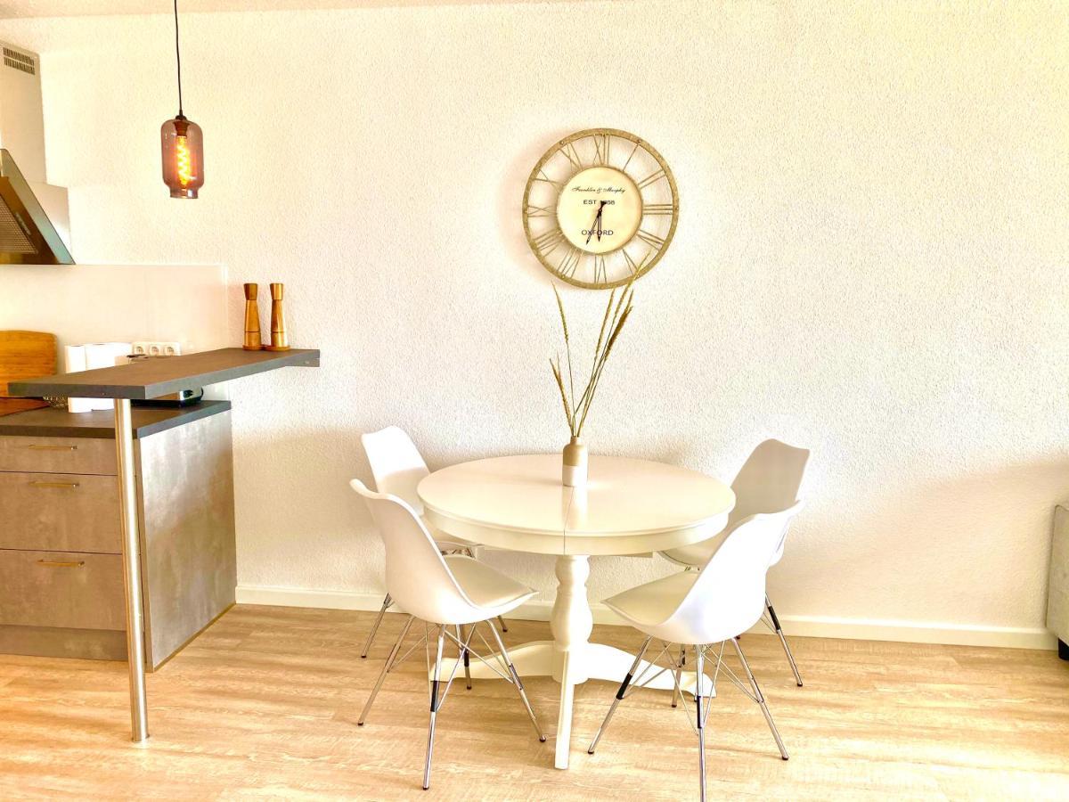 Studio Mit Panorama-Meerblick Und Direkter Strandlage In Scharbeutz Ngoại thất bức ảnh