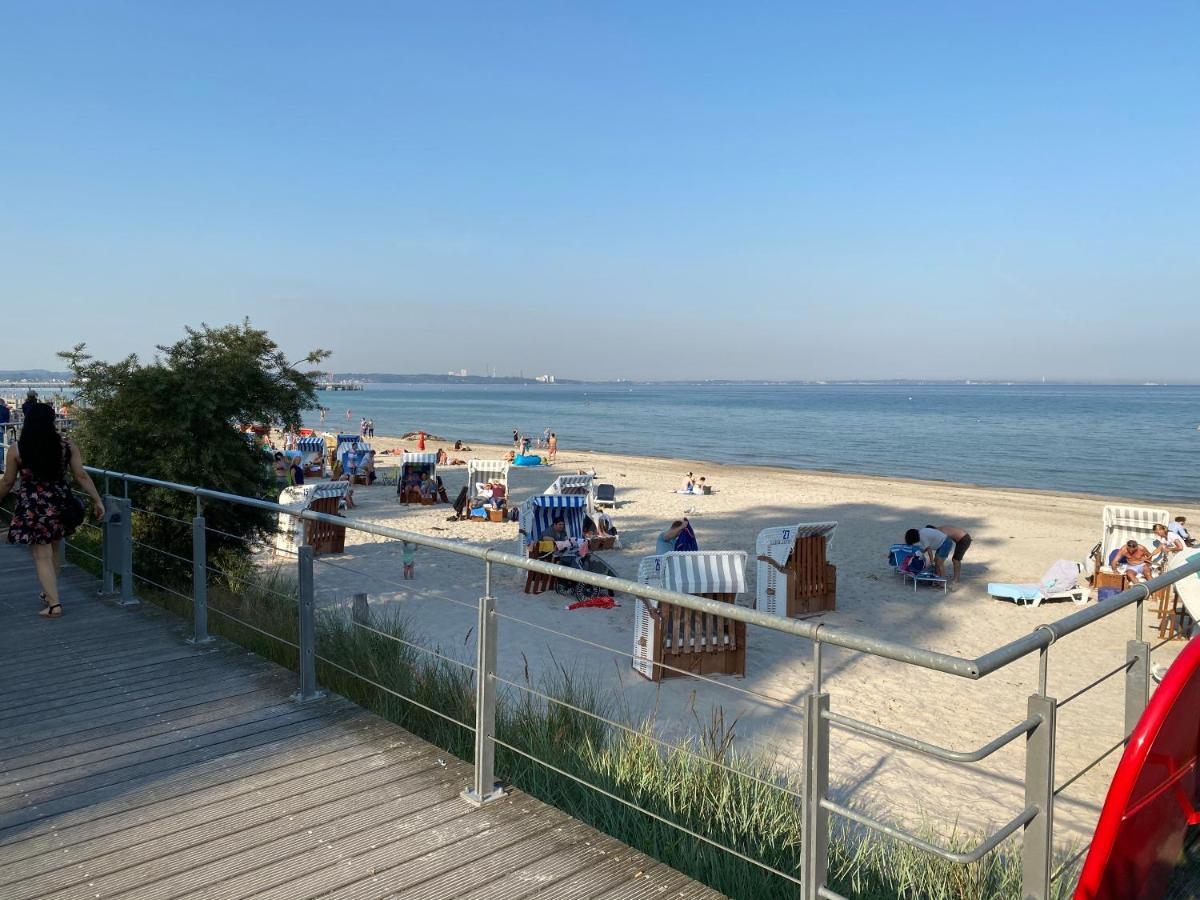 Studio Mit Panorama-Meerblick Und Direkter Strandlage In Scharbeutz Ngoại thất bức ảnh